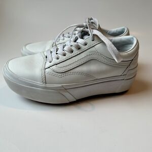 VANS Women's Old Skool Stacked Platform Low White Size 6 All Leather